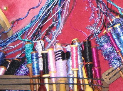 detailof thread retainer